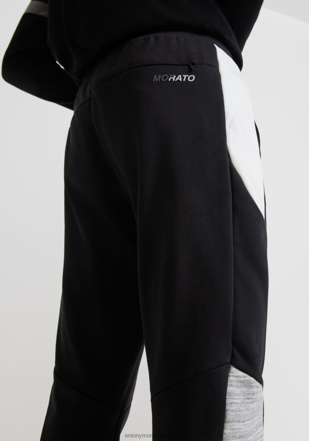 odjeća Antony Morato trenirka regularnog kroja od rastezljive mješavine pamuka s kontrastnim trakama sa strane crno muškarci L2H4F237