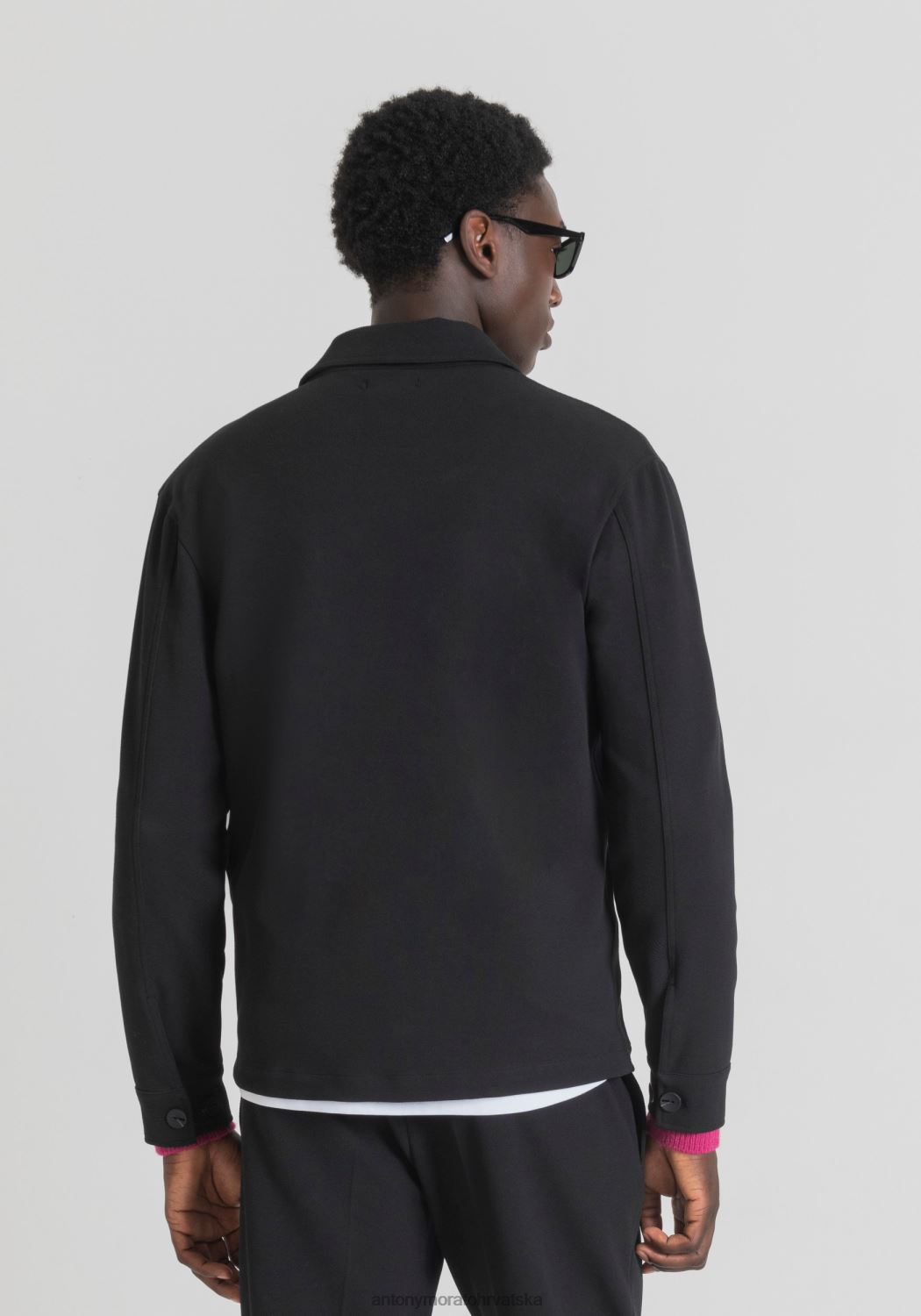 odjeća Antony Morato Oslo košulja redovnog kroja od jednobojnog rastezljivog kepera od mješavine pamuka crno muškarci L2H4F118