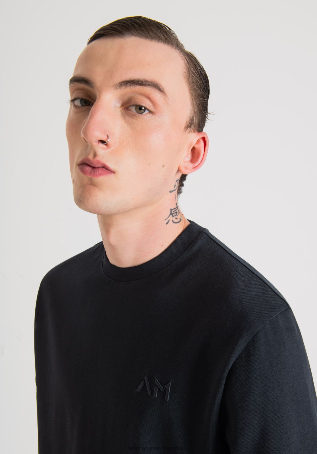 odjeća Antony Morato prevelika majica kratkih rukava od čistog pamuka s izvezenim logom plava tinta muškarci L2H4F196