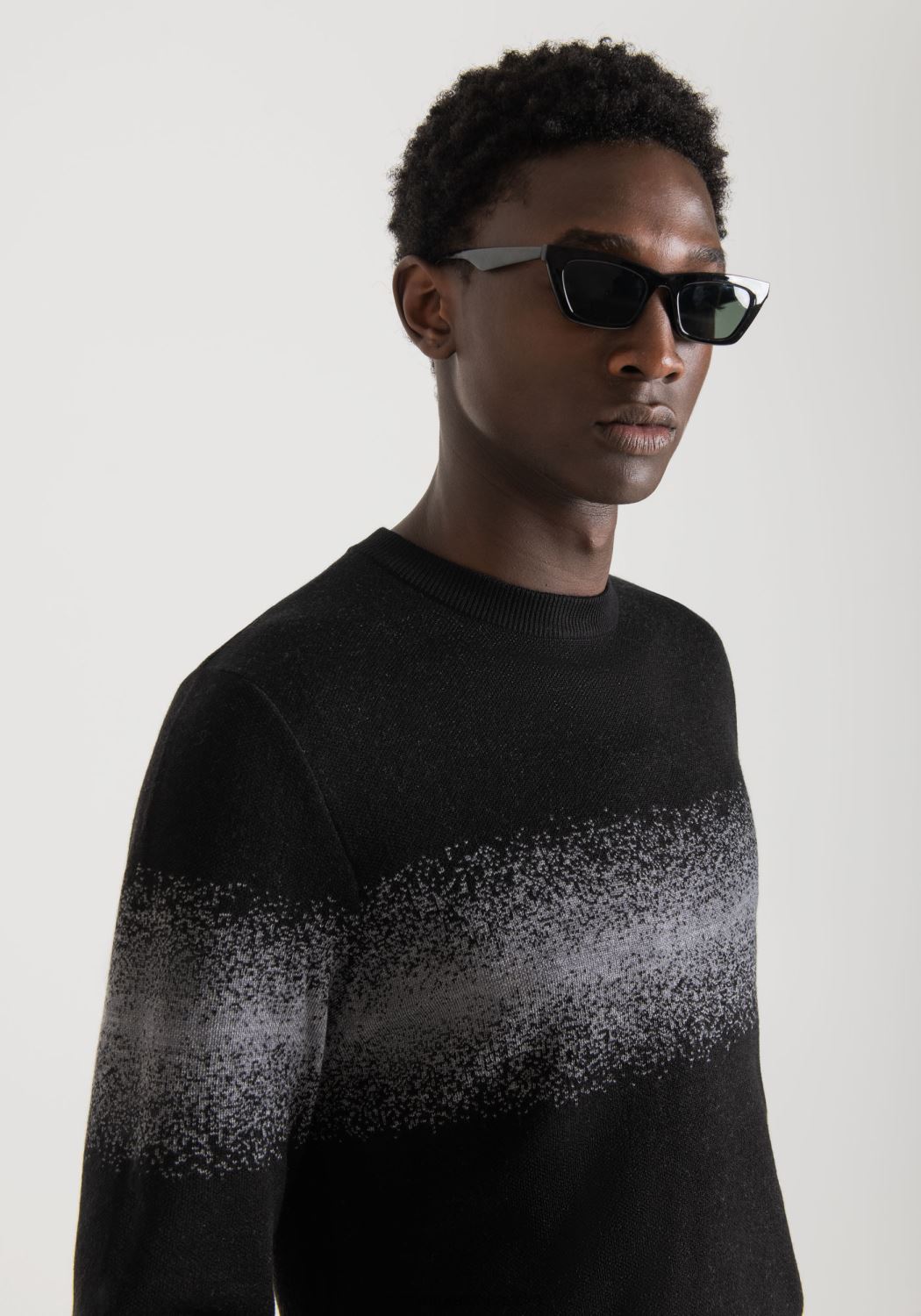 odjeća Antony Morato trenirka uobičajenog kroja od pređe od mješavine vune s kontrastnom jacquard trakom srednje mel.siva muškarci L2H4F81