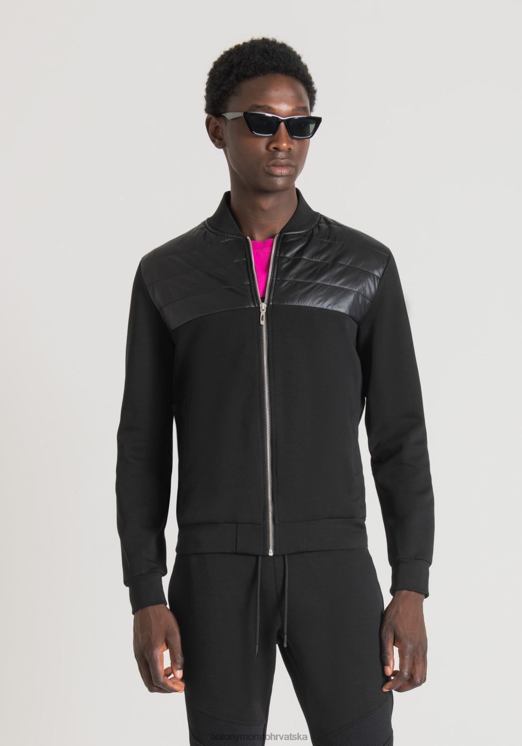 odjeća Antony Morato trenirka regularnog kroja od mješavine pamuka sa sjajnim najlonskim umetkom crno muškarci L2H4F63