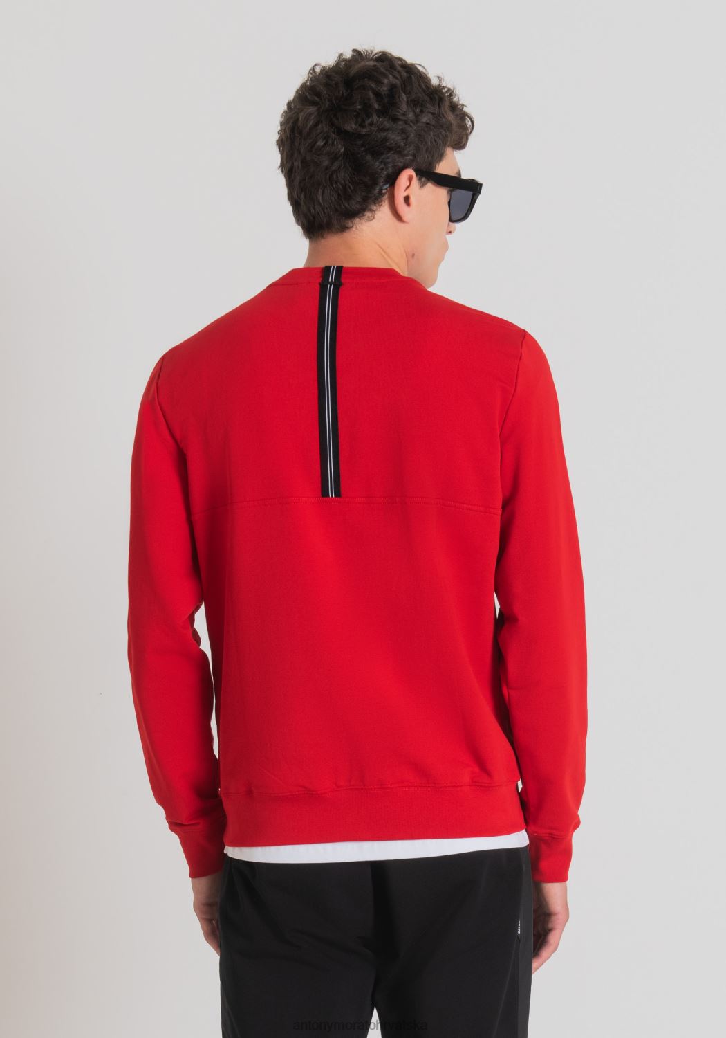 odjeća Antony Morato trenirka uskog kroja od mekog rastezljivog pamuka s kontrastnim gumiranim printom logotipa Crvena muškarci L2H4F57